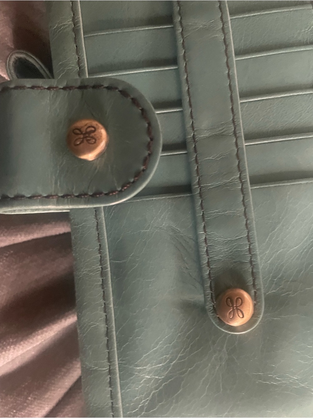 Hobo Leather Wallet - Stylish Wristlet - Picture 4 of 9